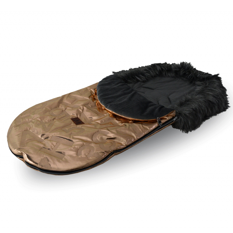 Нестор Фусак Q1 с кожено палто Бронз